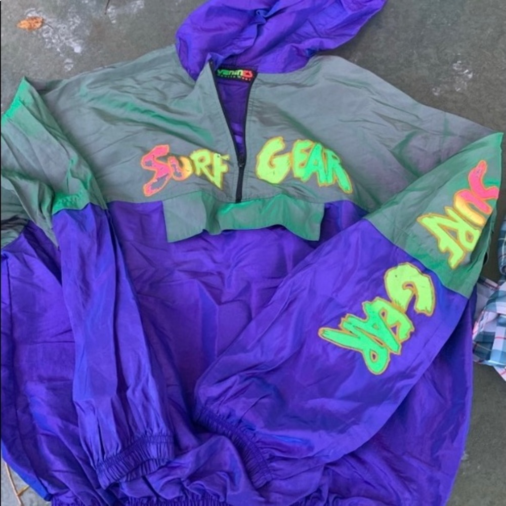 Vintage Surf Gear Windbreaker